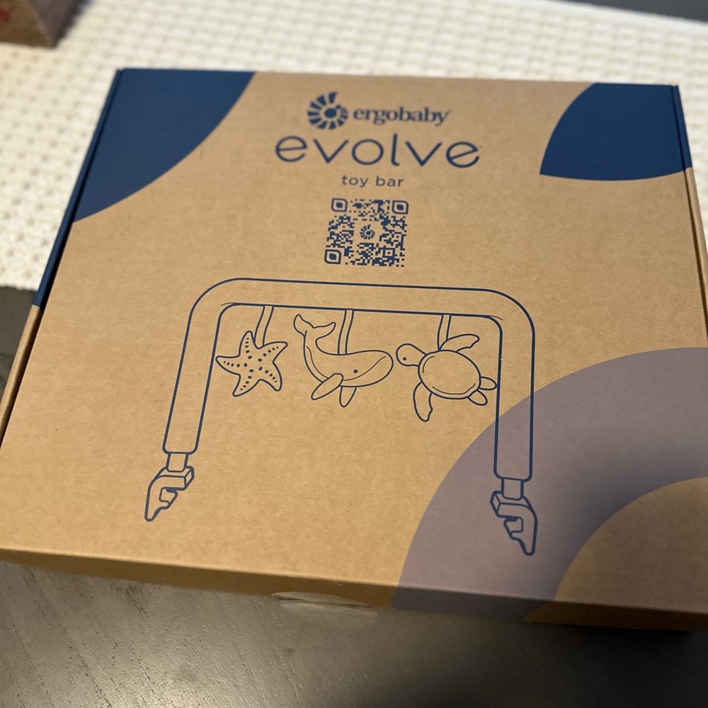 ERGOBABY TOY BAR